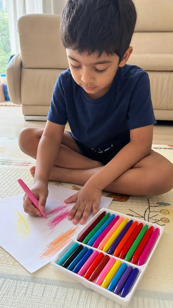 Foto de cliente: crianca com Giz Clean em casa