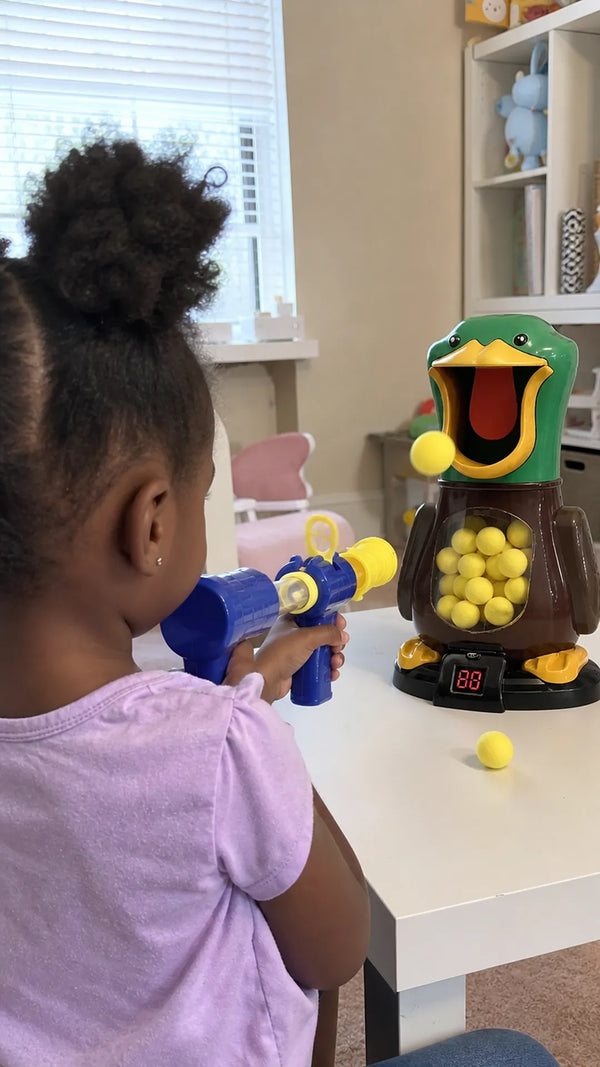 Foto de cliente: crianca com Mira Duck em casa