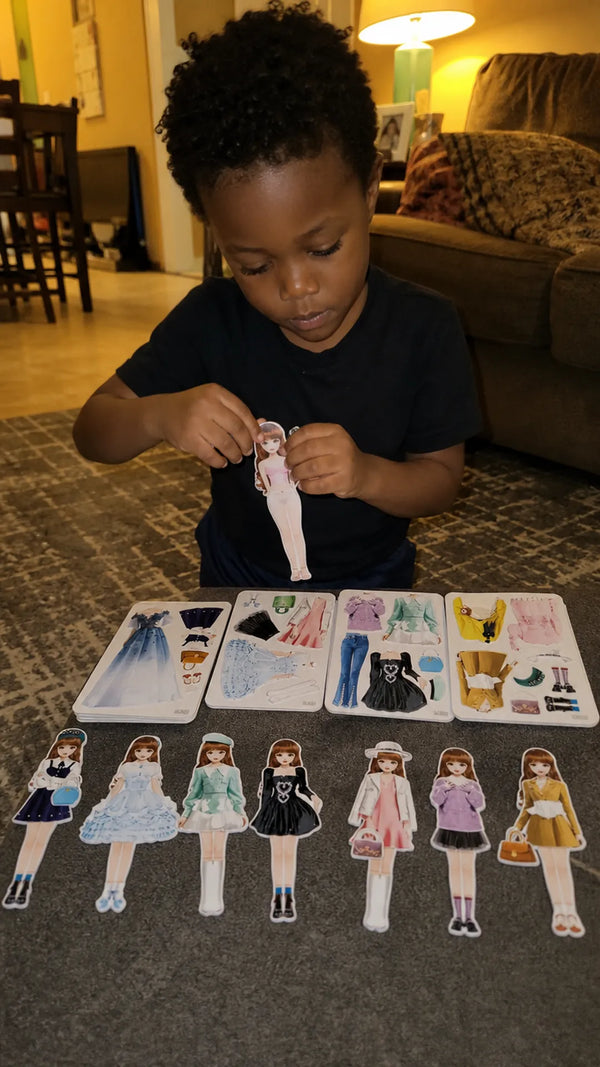 Foto de cliente: crianca com Styldoll em casa