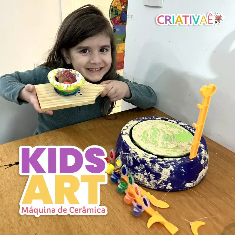 Kids Art - Máquina de Cerâmica Infantil + Brinde Exclusivo 3+ Criativaê 