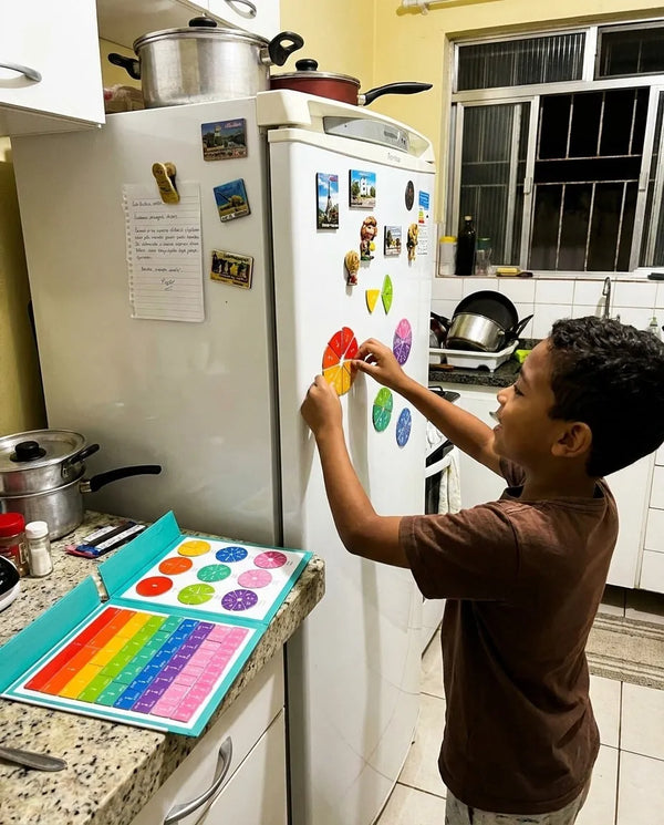 Pizza Math Criativaê - Livro Magnético de Frações