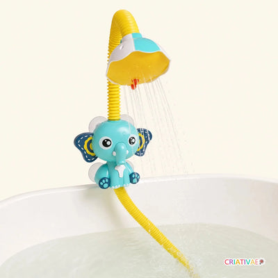 Chuveirinho infantil Baby Shower elefante azul funcionando na banheira