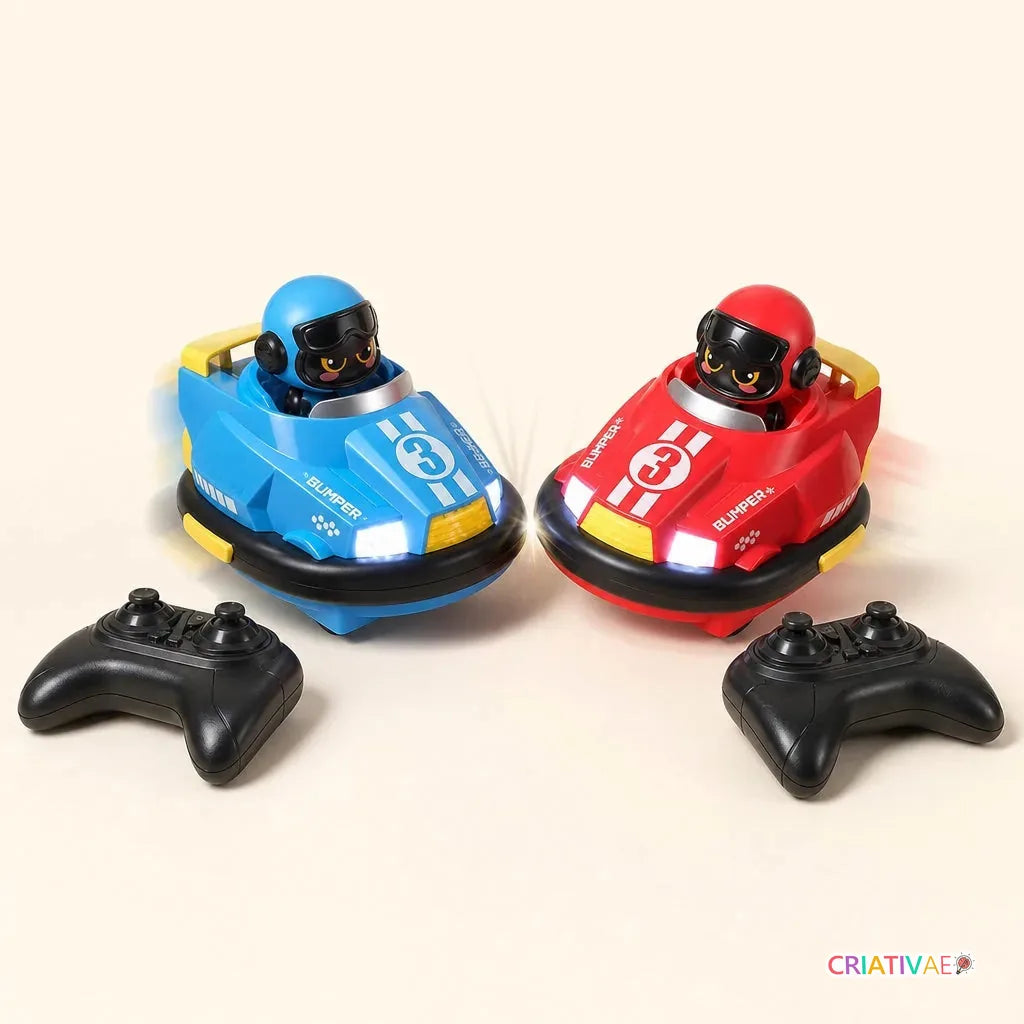 Carrinhos Bumper Car Criativaê de controle remoto em rota de colisão com faróis acesos