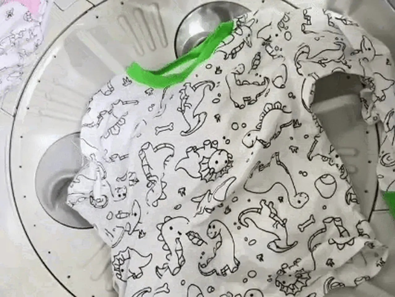 Depois — Pijama Mágico Criativaê - Pijama Infantil para Colorir e Lavar