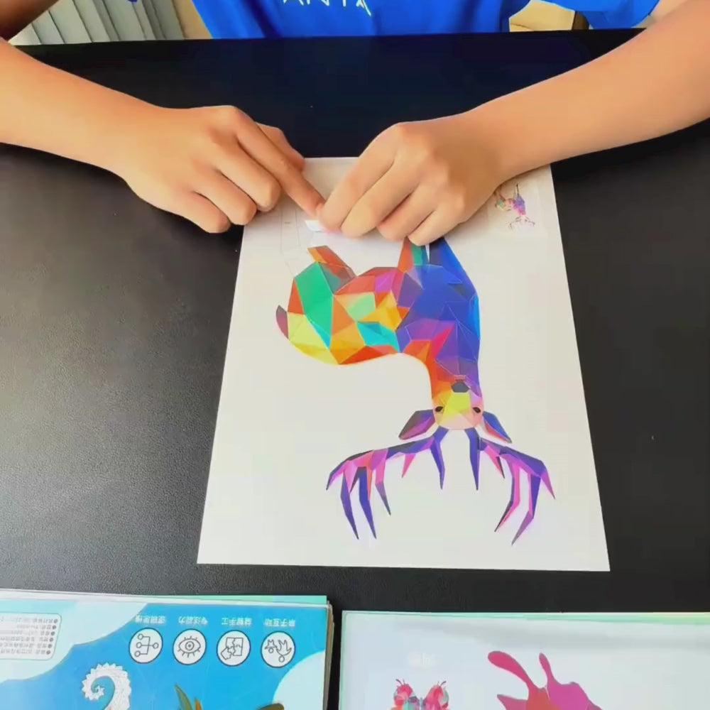 Carregar vídeo: Kit 3D de Colagem Geométrica – Brinquedo Educativo Criativo para Crianças 3+ | CRIATIVAE