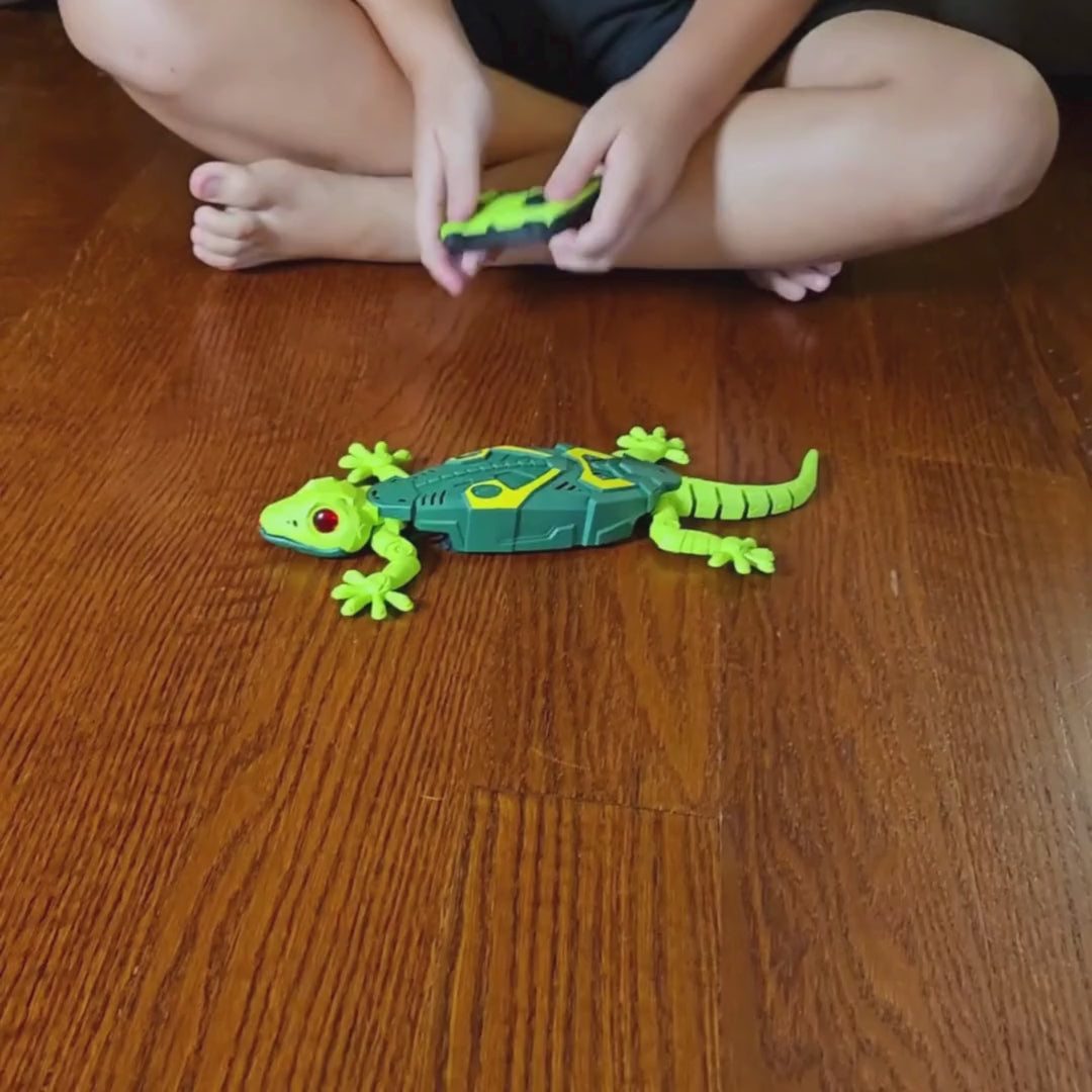 Carregar vídeo: Lagarto Robótico Premium que Sobe Paredes – Brinquedo STEM Interativo com Controle Remoto | CRIATIVAE