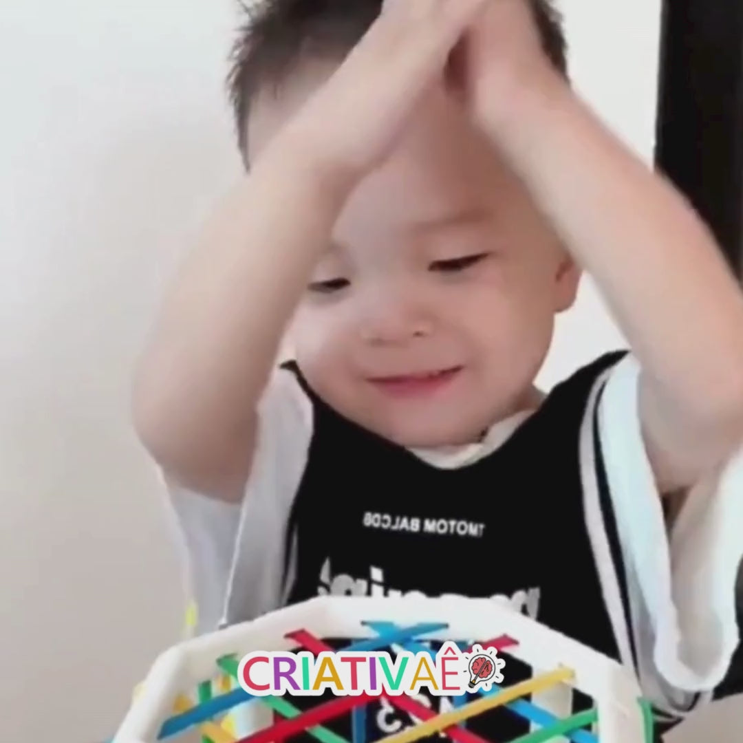Carregar vídeo: Cubo Geometric - Brinquedo Desenvolvimento Sensorial Montessori