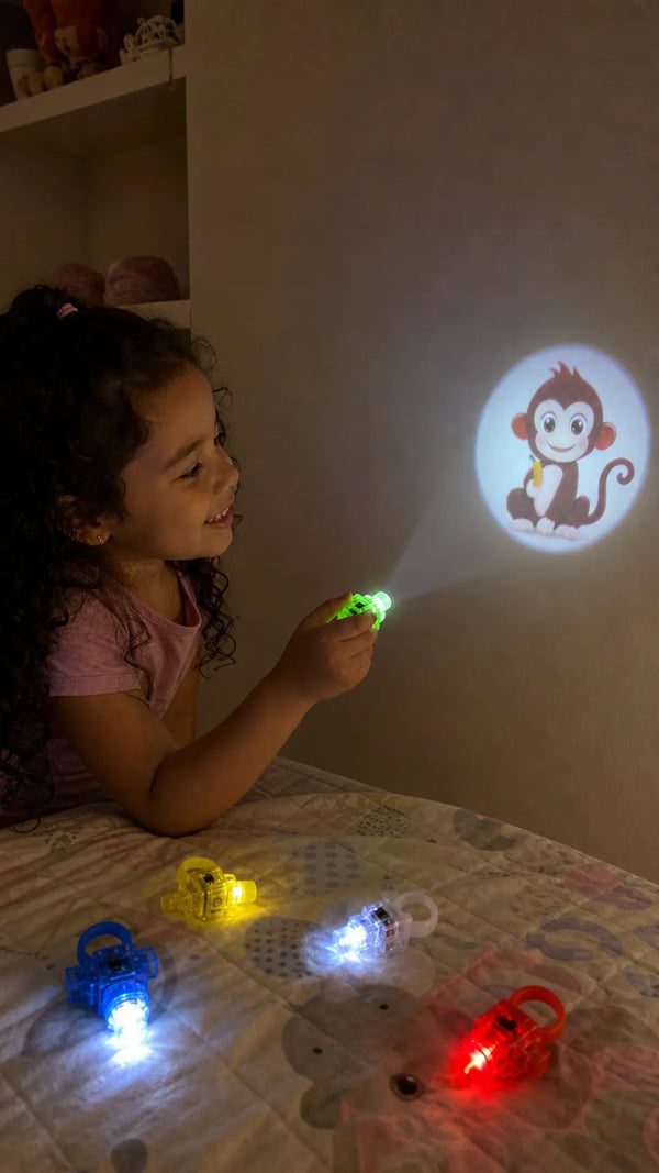 Foto de cliente: crianca com Kit Anéis Project em casa