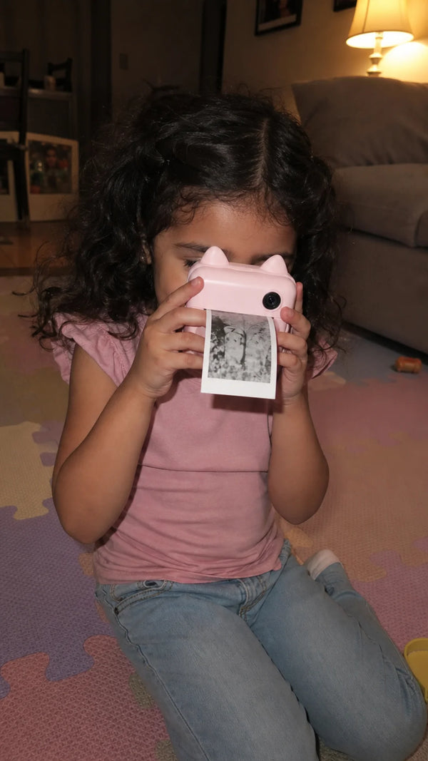 Foto de cliente: crianca com Cam Kids em casa